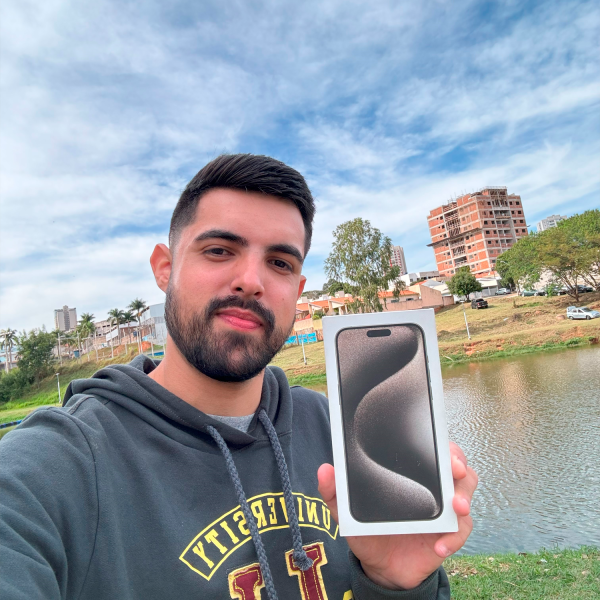 Iphone 15 Pro Max ou R$5.000,00 no Pix!